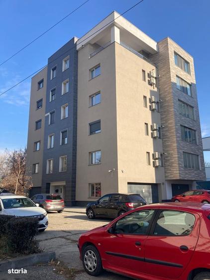 Apartament cu 3 camere, mobilat în Central