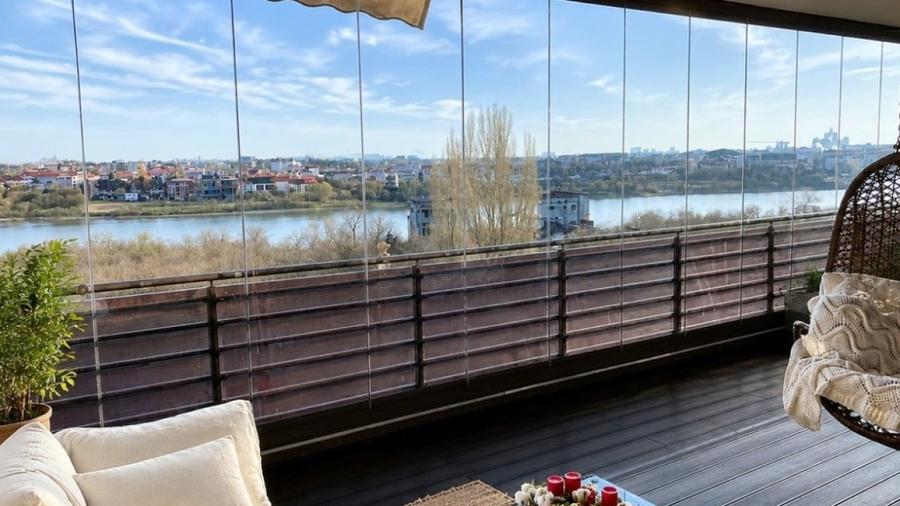 Apartament cu 4 camere decomandat în Sisești
