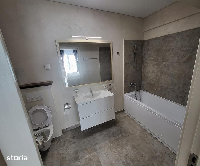 Apartament cu 3 camere decomandat în Țiglina 1