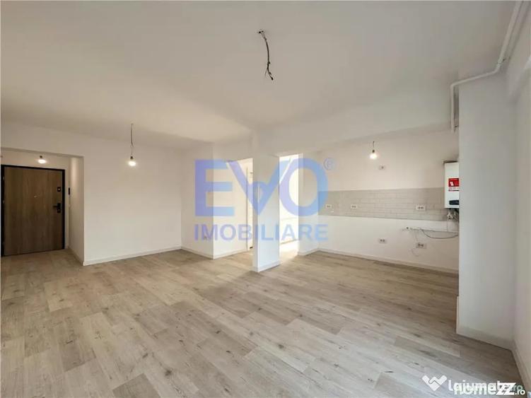 Apartament cu 2 camere decomandat în Galata