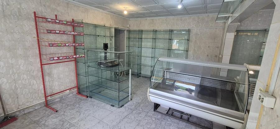 Spațiu comercial, de 38 mp, în Km 4
