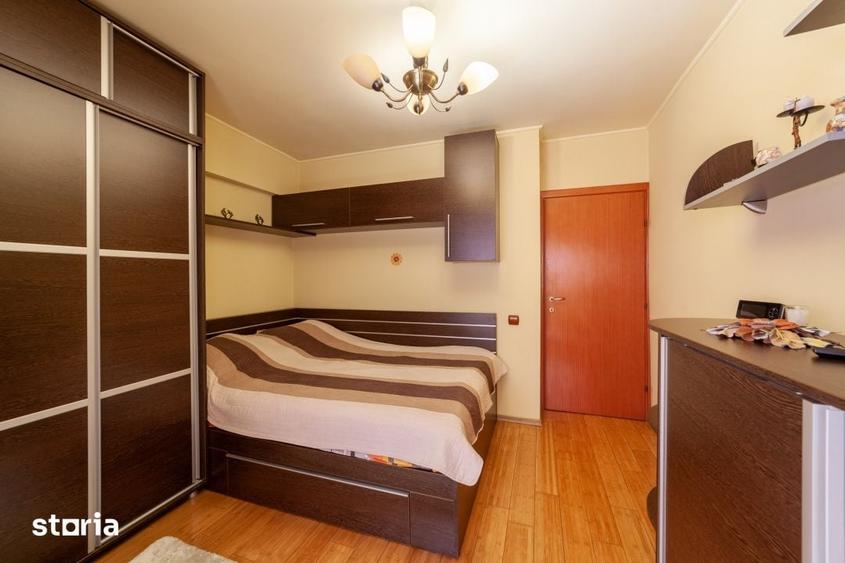 Apartament cu 4 camere decomandat în Găvana