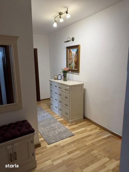 Apartament cu 2 camere decomandat, mobilat în 1 Mai