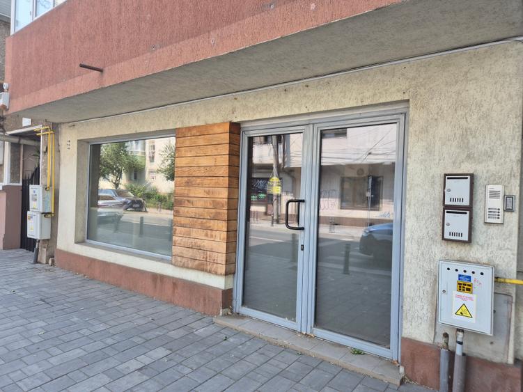 Spațiu comercial, de 75 mp, în Pantelimon