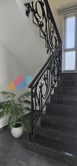 Casă individuală cu 4 camere cu Canalizare în Dezmir