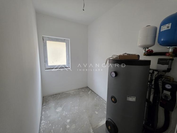 Duplex cu 4 camere cu Canalizare în Dâmbul Rotund