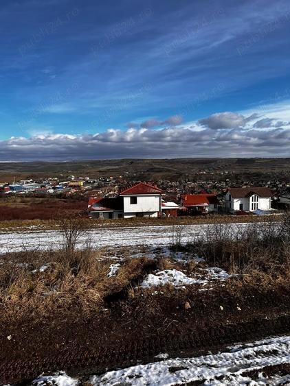 Teren de 8700 mp, în Central