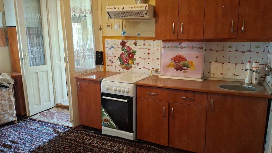 Casă cu 2 camere cu Teren 219 Mp în Central