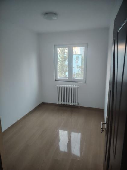 Apartament cu 2 camere semidecomandat în Alexandru cel Bun