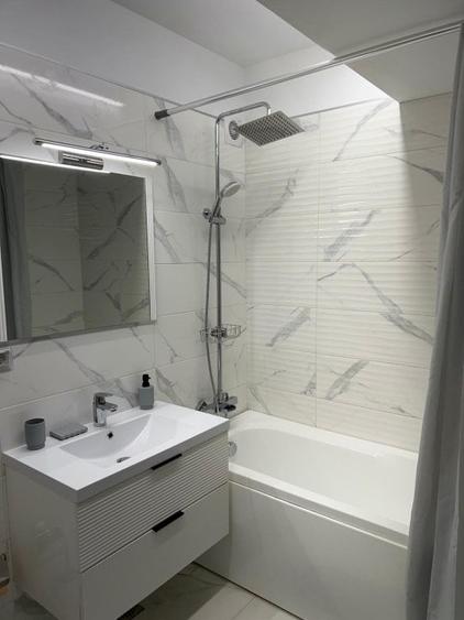 Apartament cu 2 camere semidecomandat în Pipera
