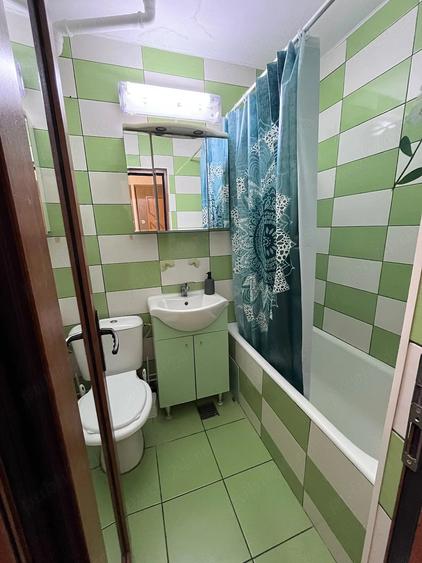 Garsonieră decomandată în Nicolina