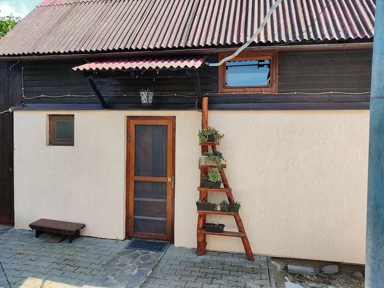 Casă cu 3 camere cu Teren 860 Mp în Praid