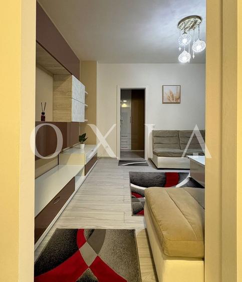 Apartament cu 3 camere semidecomandat, mobilat în Girocului
