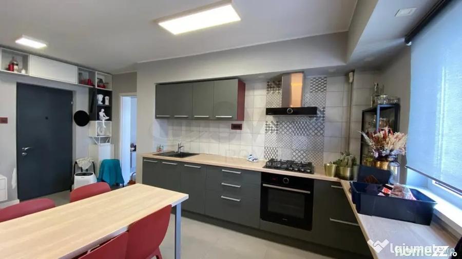 Apartament cu 2 camere decomandat în Banu Manta