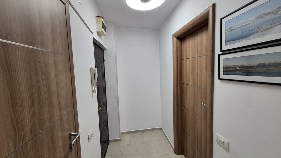 Apartament cu 3 camere decomandat, mobilat în Iancului