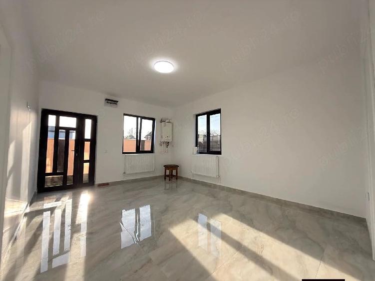 Casă cu Teren 300 Mp în Lumina