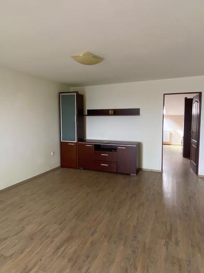 Apartament cu 2 camere decomandat în Bună Ziua