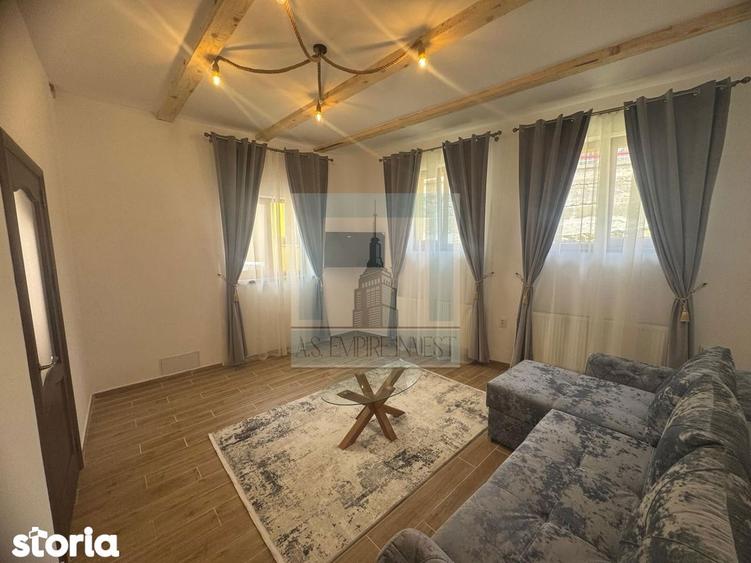 Casă cu 2 camere cu Canalizare în Schei