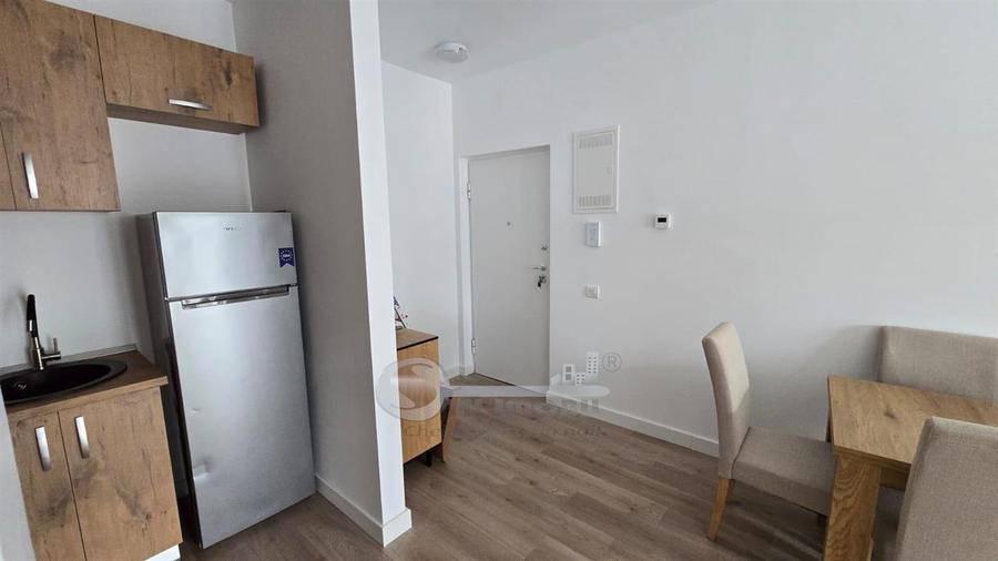 Apartament cu 2 camere decomandat în Baza 3