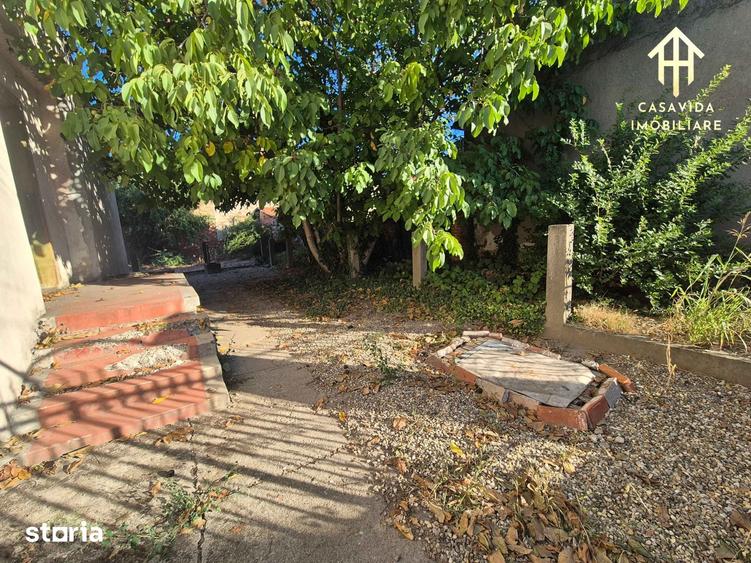 Casă cu 2 camere cu Teren 365 Mp în Central