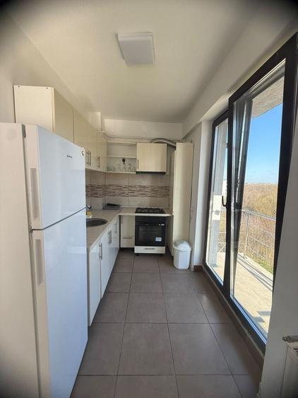 Apartament cu 3 camere în Doamna Ghica