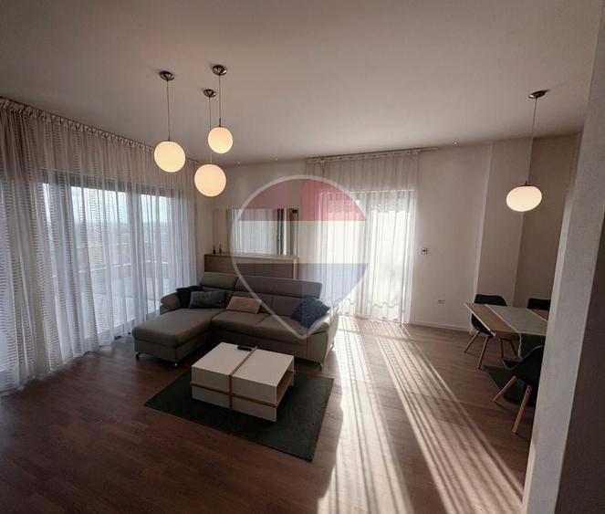 Apartament cu 3 camere decomandat, mobilat în Nord