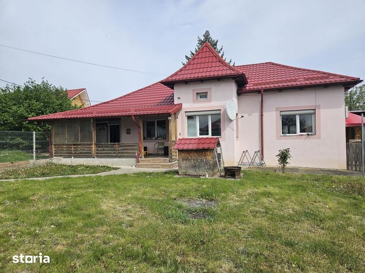 Casă cu 3 camere cu Teren 389 Mp în Ștefănești