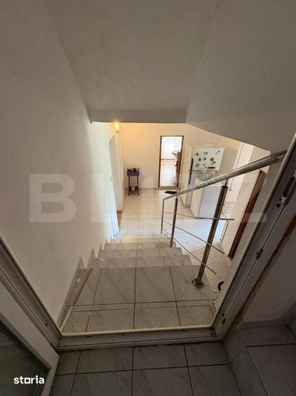 Casă cu 7 camere cu Teren 630 Mp în Găvana