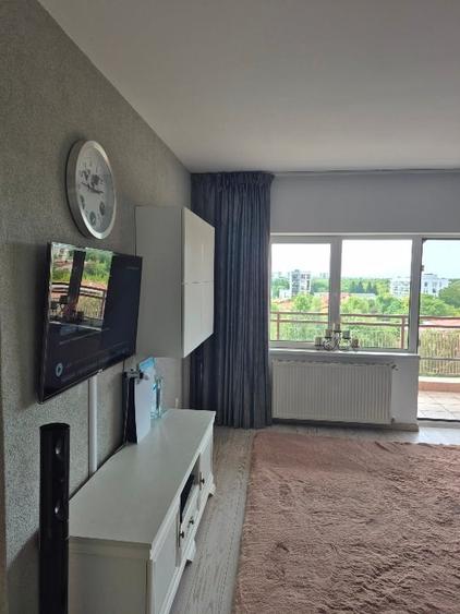 Apartament cu 2 camere decomandat, mobilat în Drumul Taberei