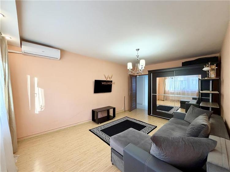 Apartament cu 2 camere decomandat în Ștrand