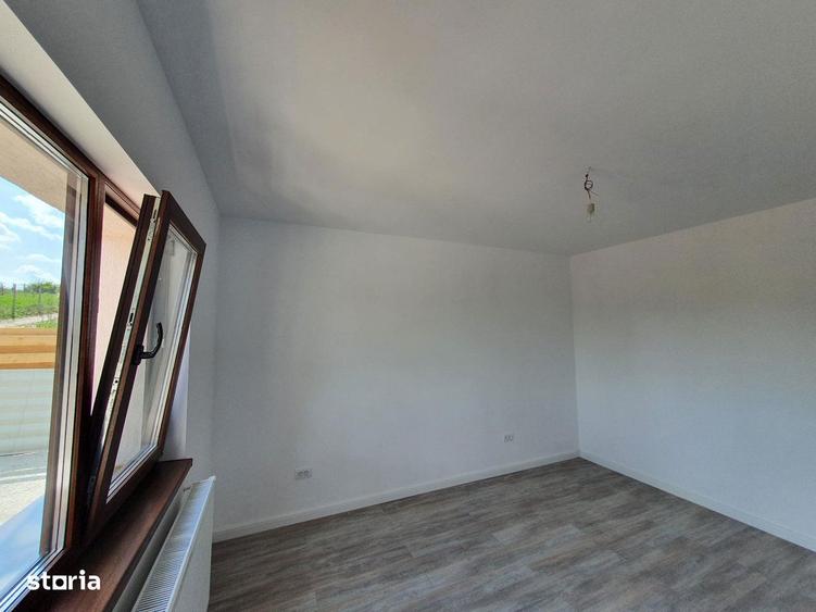 Casă cu 4 camere cu Teren 310 Mp în Central