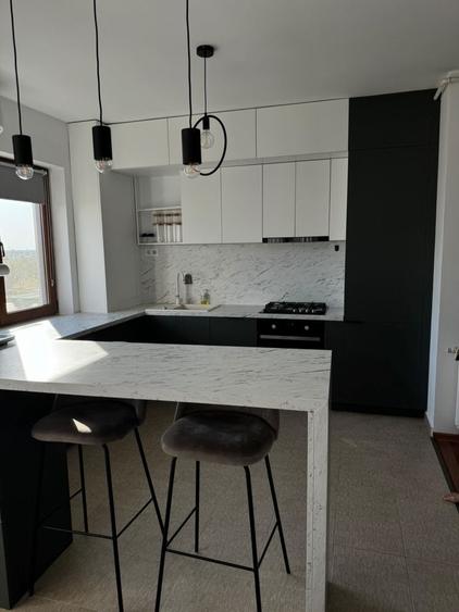 Apartament cu 2 camere decomandat în Torontalului