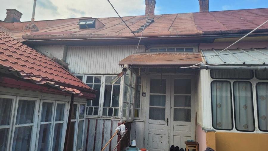 Casă cu 3 camere în Central