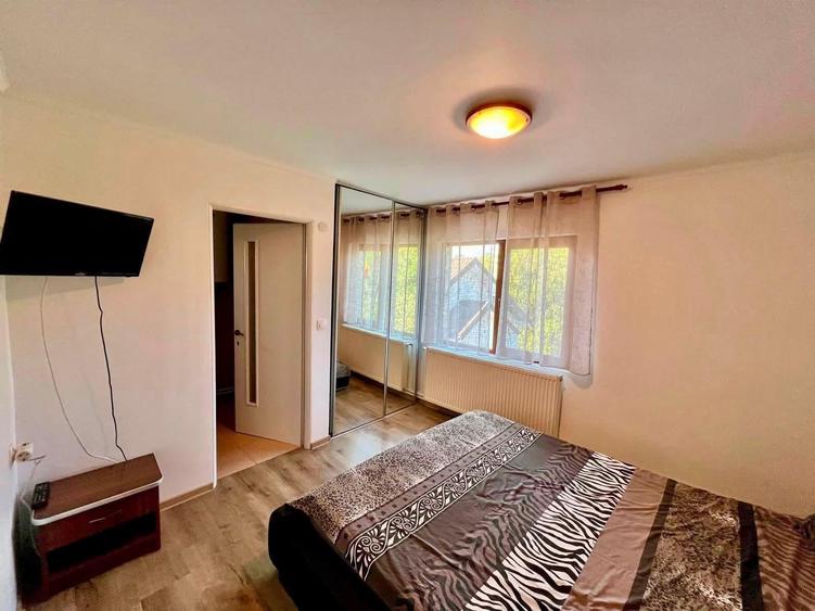 Casă individuală cu 5 camere cu Garaj în Smeura