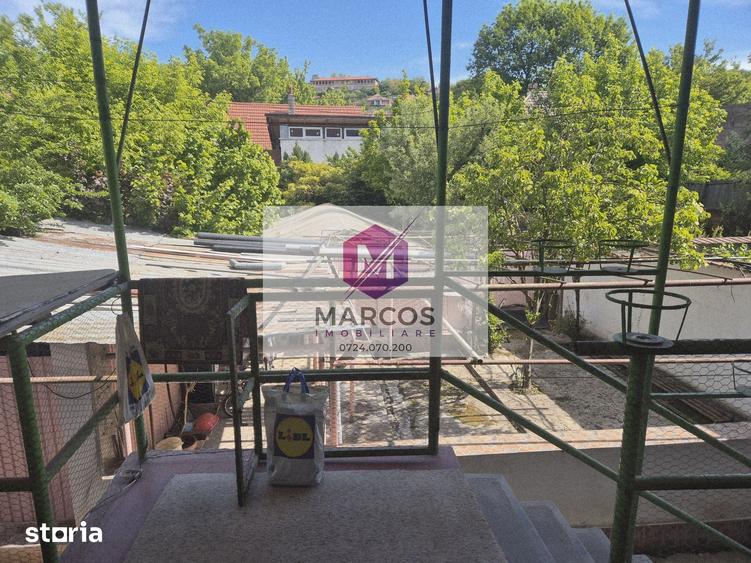 Casă cu 4 camere cu Teren 250 Mp în Muncitoresc