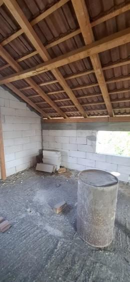 Casă cu 6 camere cu Teren 1200 Mp în Mărăcineanu