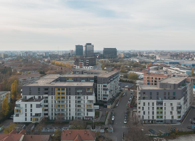 Apartament cu 2 camere semidecomandat în Tipografilor