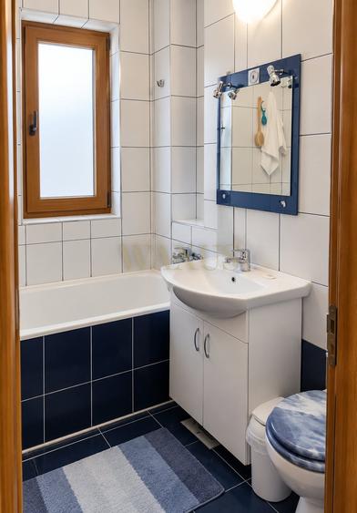 Apartament cu 2 camere semidecomandat, mobilat în Gheorgheni