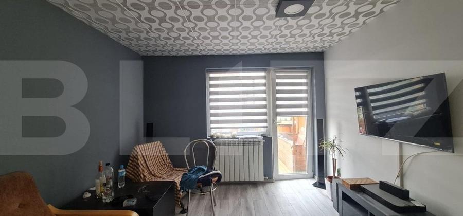 Casă individuală cu 10 camere cu Garaj în Zorilor