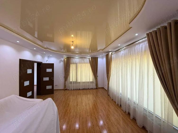Casă cu 2 camere cu Teren 500 Mp în Central