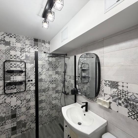 Apartament cu 2 camere semidecomandat, mobilat în George Enescu