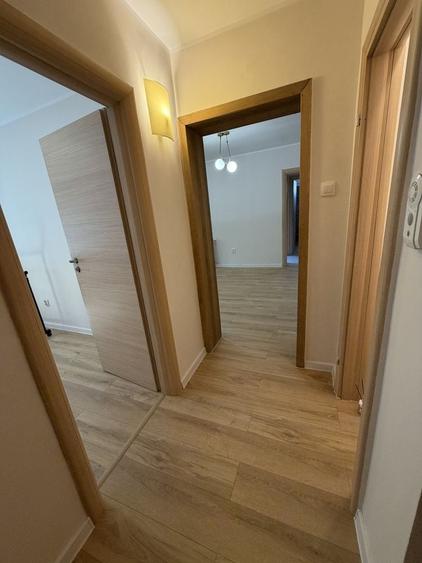 Apartament cu 2 camere semidecomandat în Tomis I