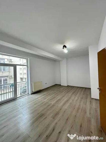 Apartament cu 2 camere decomandat în Primo