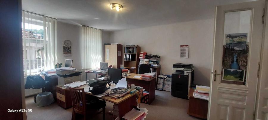 Spațiu comercial, de 80 mp, în Drumul Carului