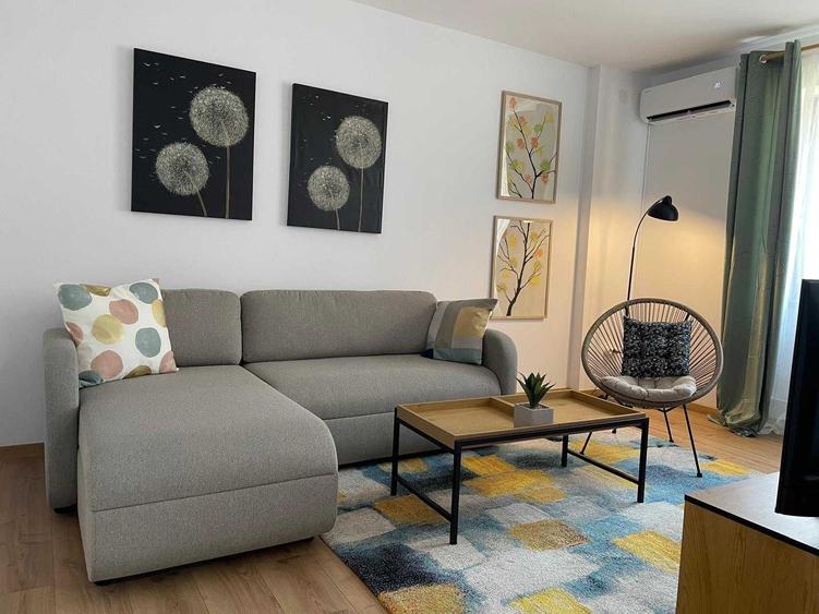 Apartament cu 2 camere decomandat în Central