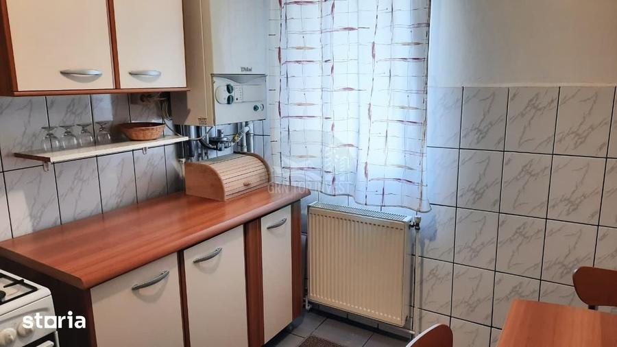 Apartament cu 3 camere decomandat în Terezian