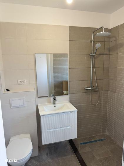 Casă cu 4 camere cu Teren 250 Mp în Tărlungeni
