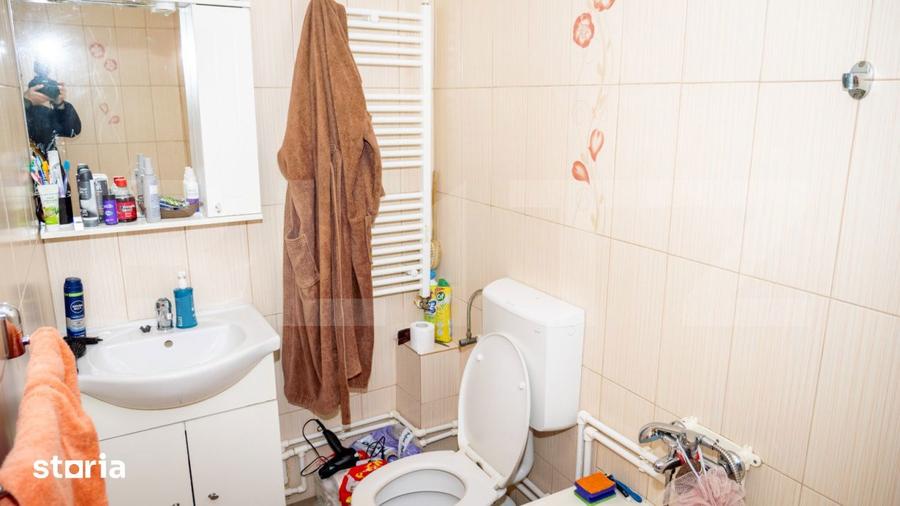 Casa 220 mp + Spatiu Comercial 105 mp - Piata Centrala - 1