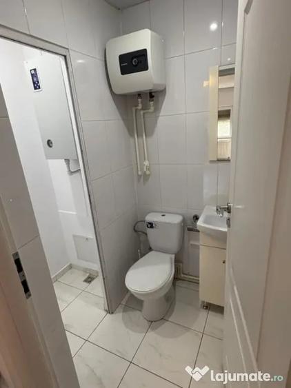 Spațiu comercial, de 35 mp, în Central