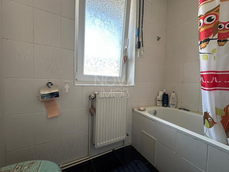 Apartament cu 2 camere semidecomandat, mobilat în Vasile Aaron